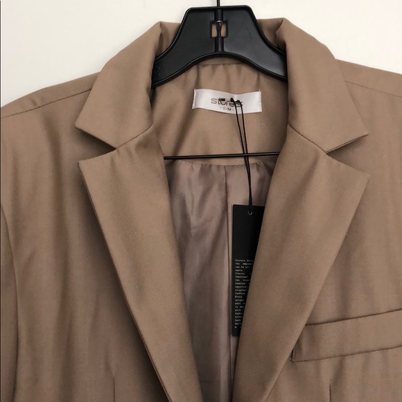 Suit (storets) - Picture 4 of 9